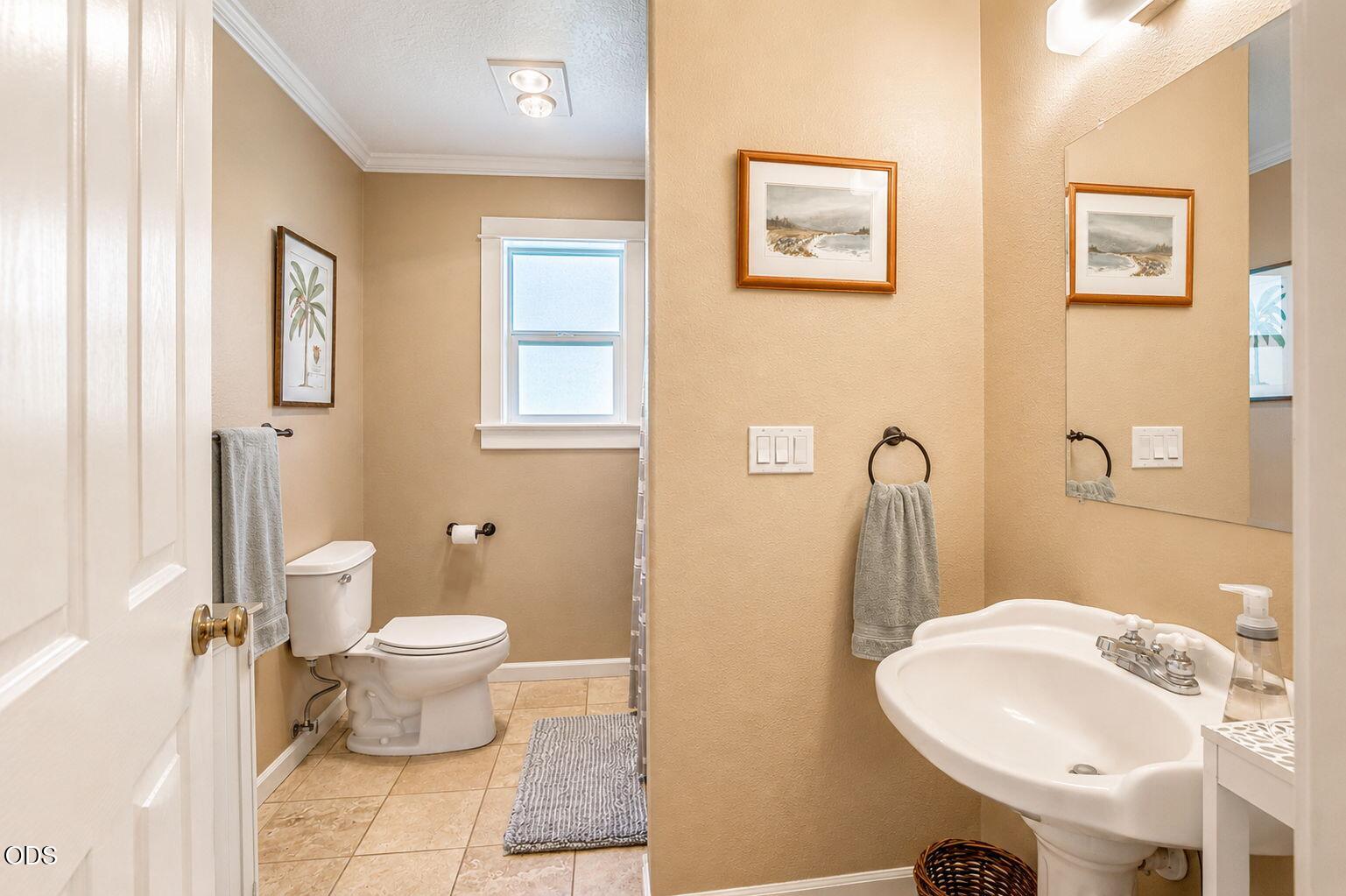 651 Holton Road Talent, OR 97540 - Photo 31 of 47