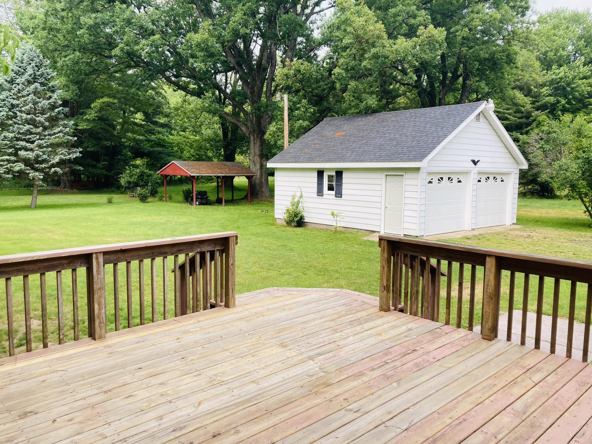 8301 West East Road Three Oaks, MI 49128 - Photo 24 of 33 Back Deck