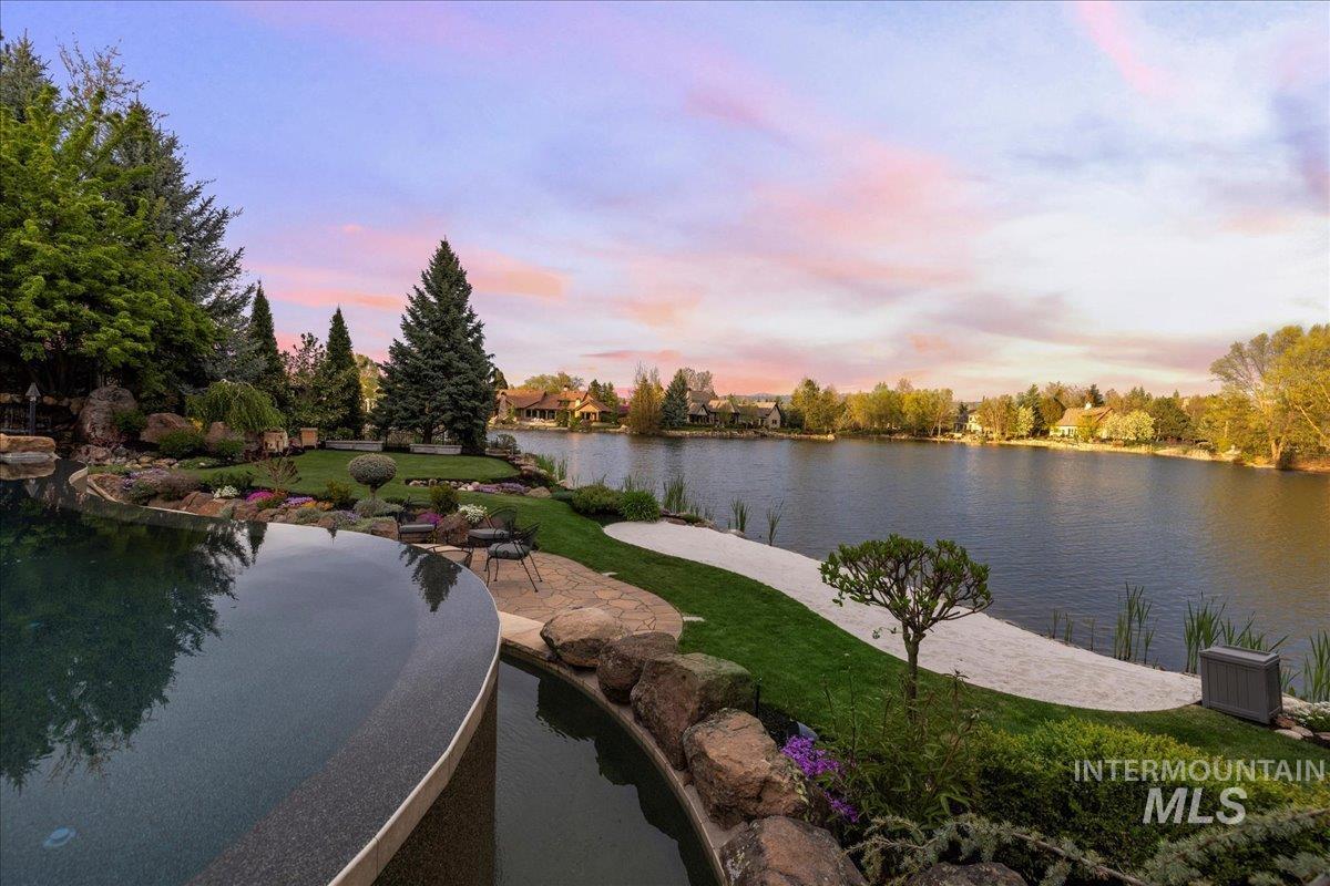 1122 West Two Rivers Lane Eagle, ID 83616 - Photo 9 of 50