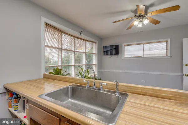 $2,750 | 119 Buttonwood Street, Mount Holly, NJ 08060