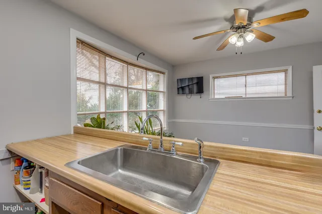 $3,150 | 119 Buttonwood Street, Mount Holly, NJ 08060