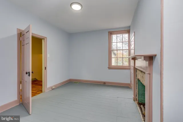 $3,150 | 119 Buttonwood Street, Mount Holly, NJ 08060