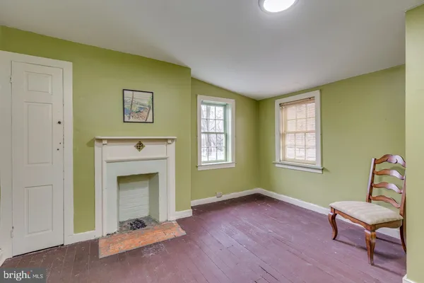 $2,750 | 119 Buttonwood Street, Mount Holly, NJ 08060