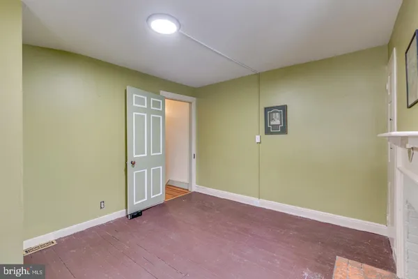 $2,750 | 119 Buttonwood Street, Mount Holly, NJ 08060