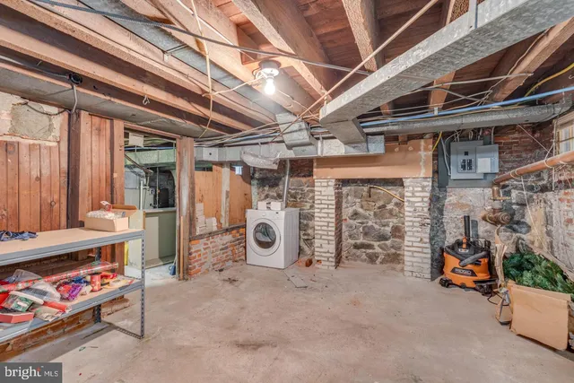 $3,150 | 119 Buttonwood Street, Mount Holly, NJ 08060