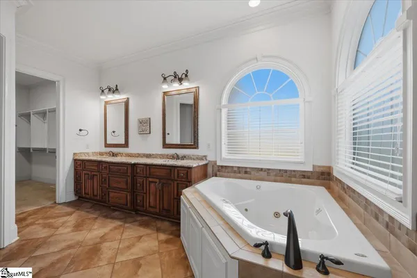 $975,000 | 34 Great Lawn Drive, Piedmont, SC 29673