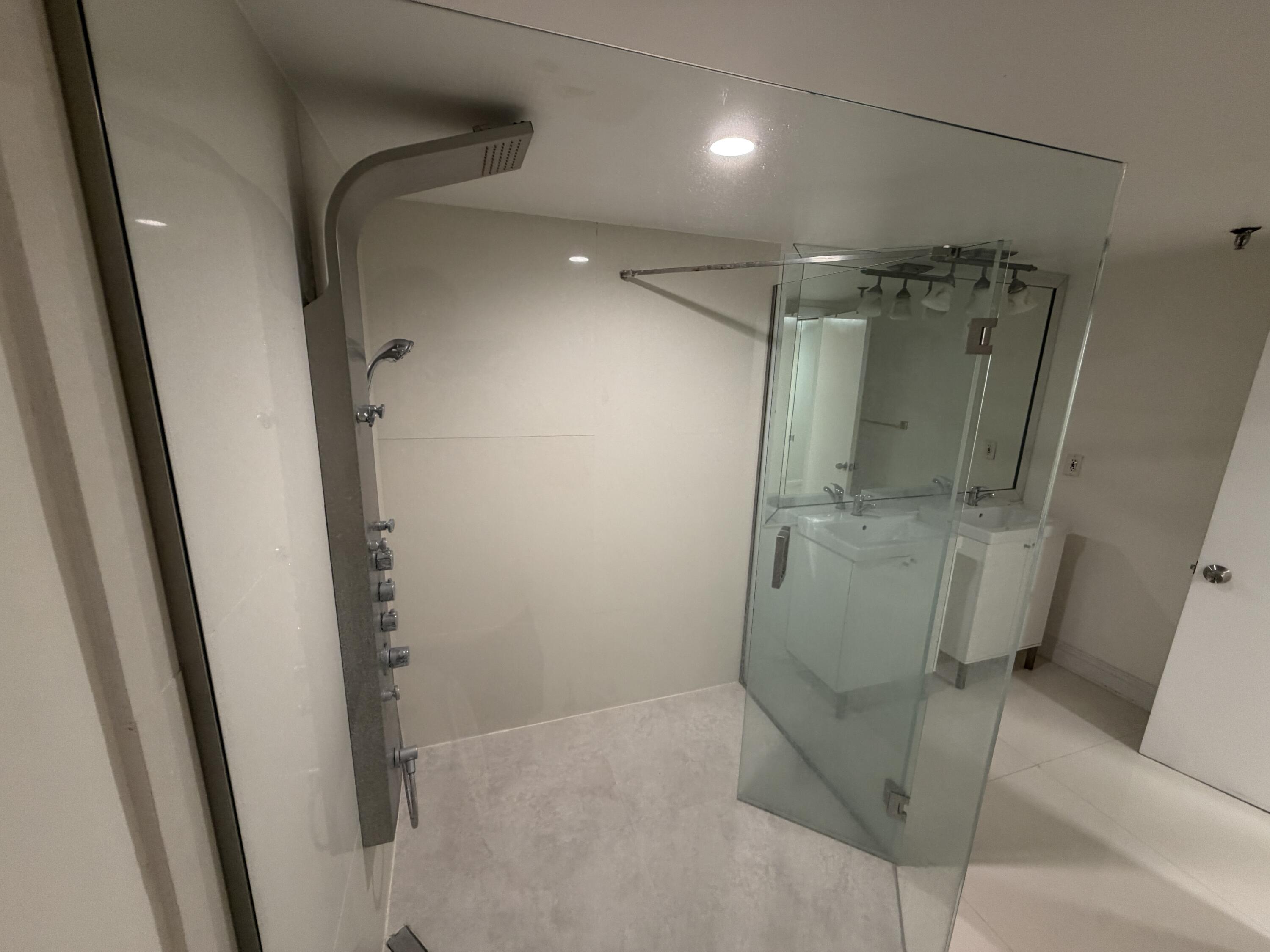 6463 La Costa Drive, Unit 203 Boca Raton, FL 33433 - Photo 26 of 41 IMG_0922