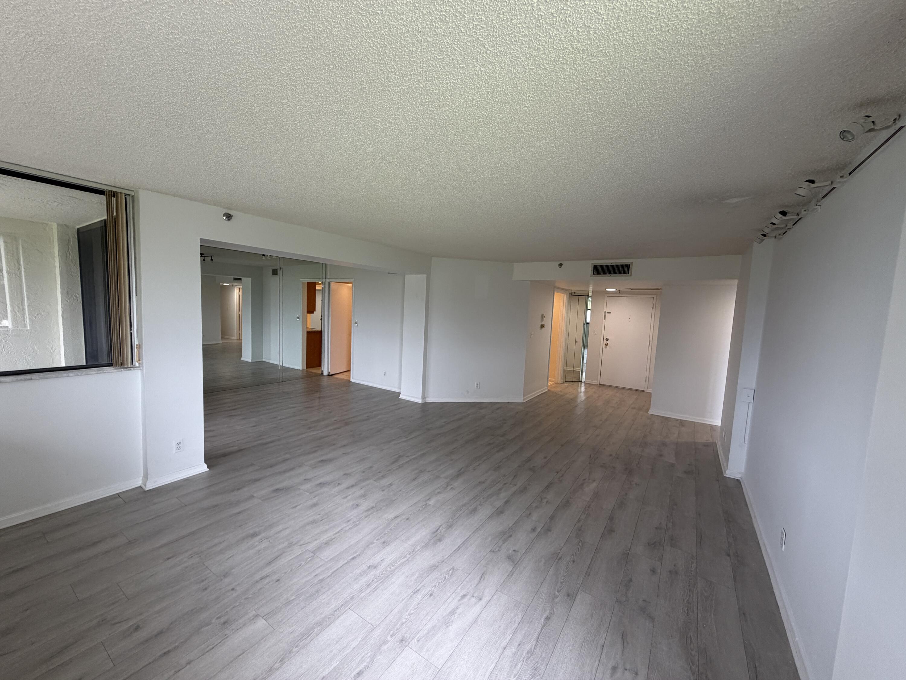 6463 La Costa Drive, Unit 203 Boca Raton, FL 33433 - Photo 9 of 41 IMG_0830