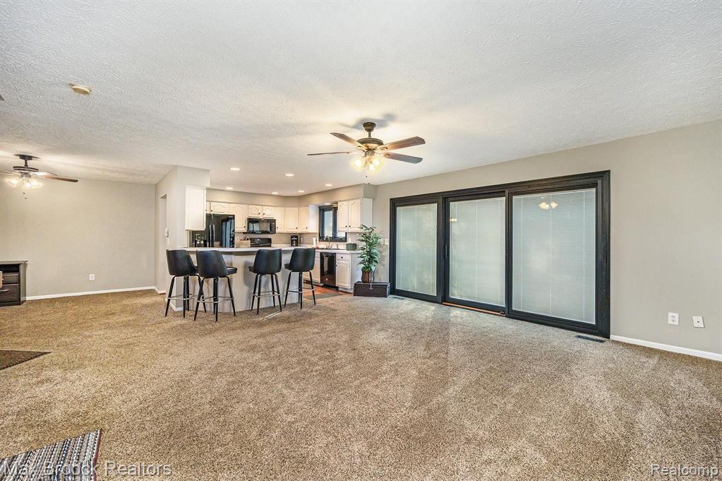 6511 Ridgeview Drive Clarkston, MI 48346 - Photo 9 of 23