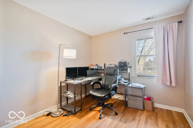 $349,900 | 2525 Colony Court, Carmel, IN 46280