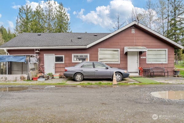 18215 Renton-Maple Vly Road Maple Valley, WA 98038 - Photo 3 of 15