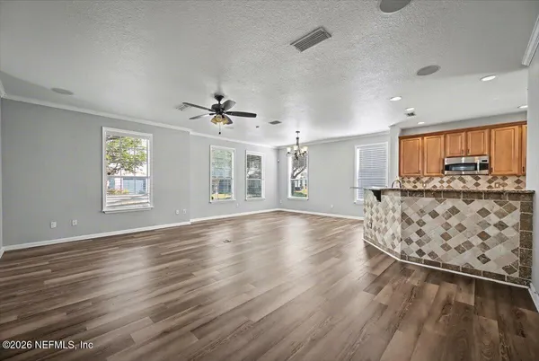 $2,100 | 5805 Sandstone Way, Jacksonville, FL 32258