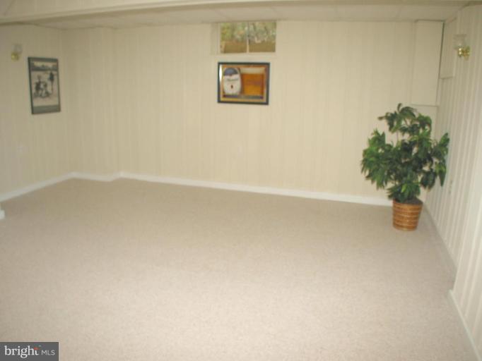 16531 Batchellors Forest Road Olney, MD 20832 - Photo 14 of 30 Perfect for family fun