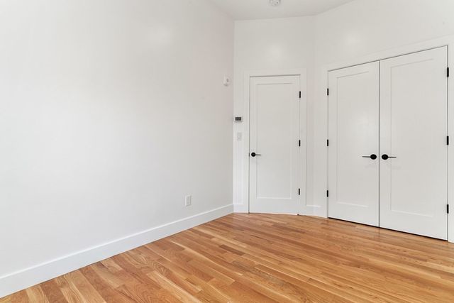 a close up view of washer and dryer