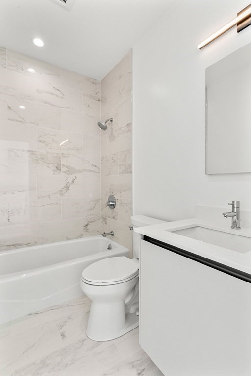 7 Columbus Square, Unit PH Boston, MA 02116 - Photo 20 of 28