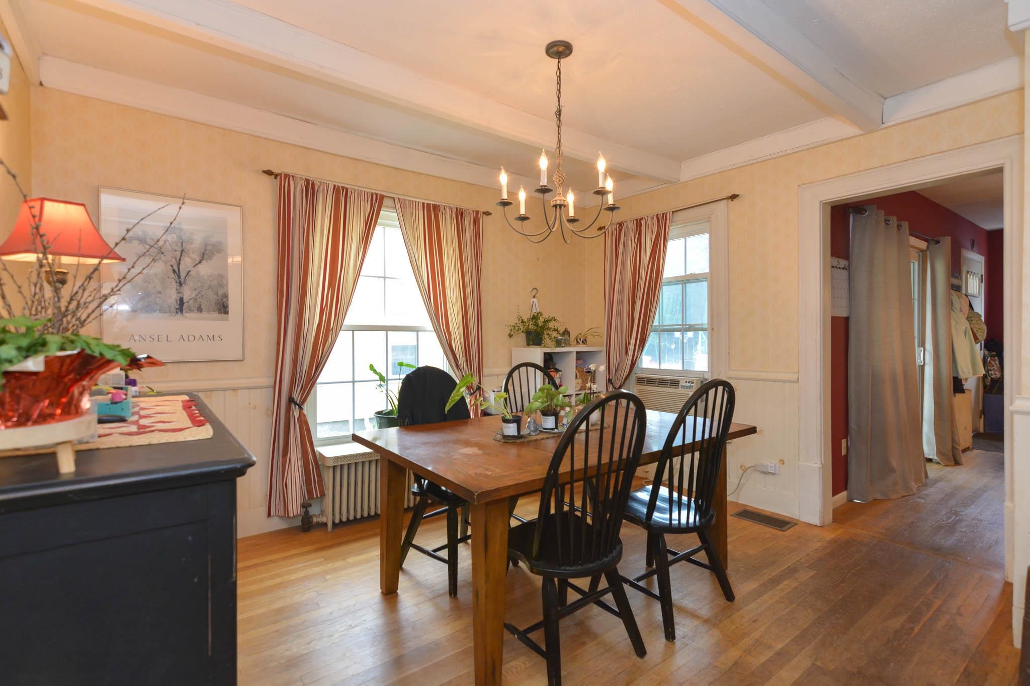 304 Mammoth Road Manchester, NH 03109 - Photo 12 of 47