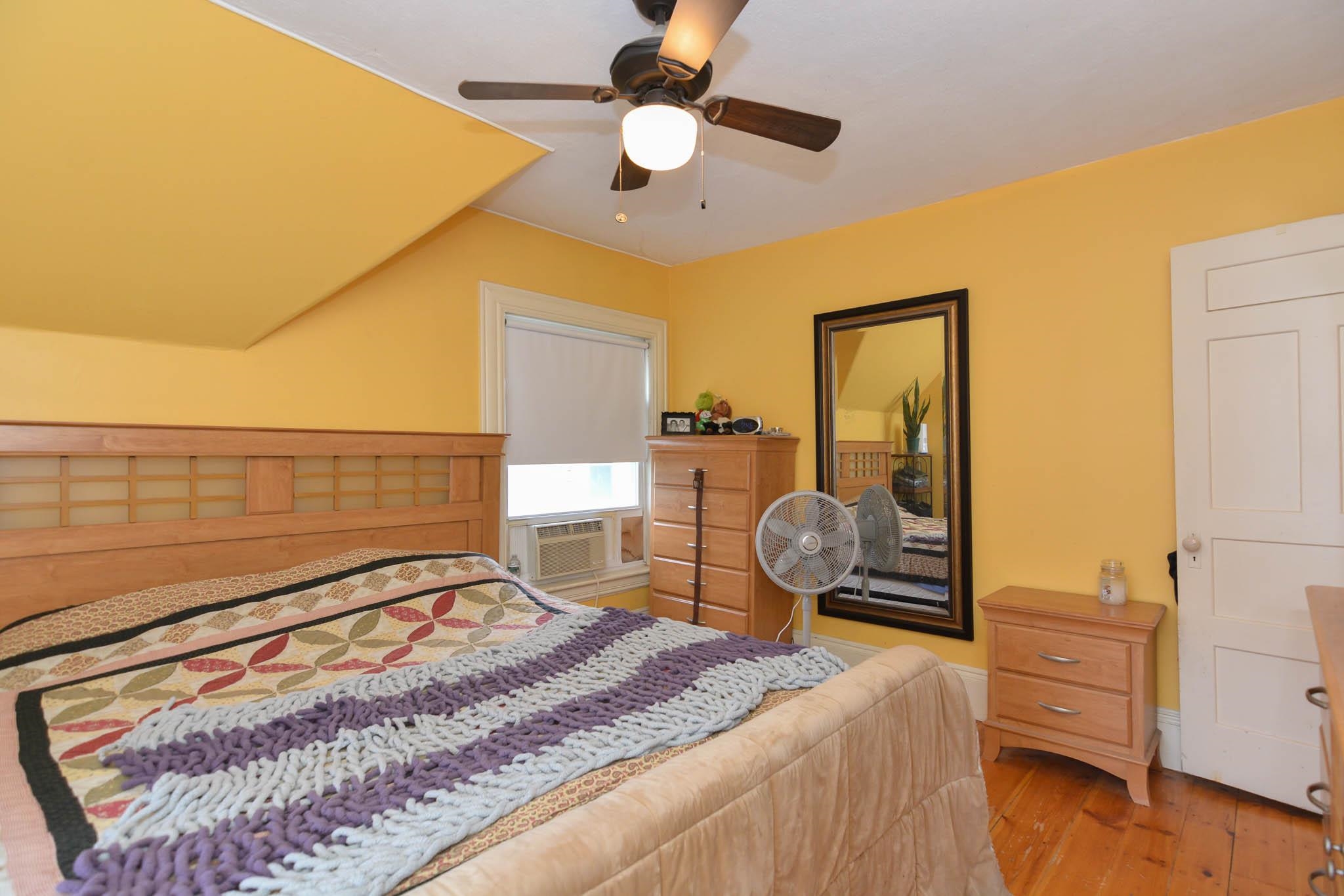 304 Mammoth Road Manchester, NH 03109 - Photo 23 of 47