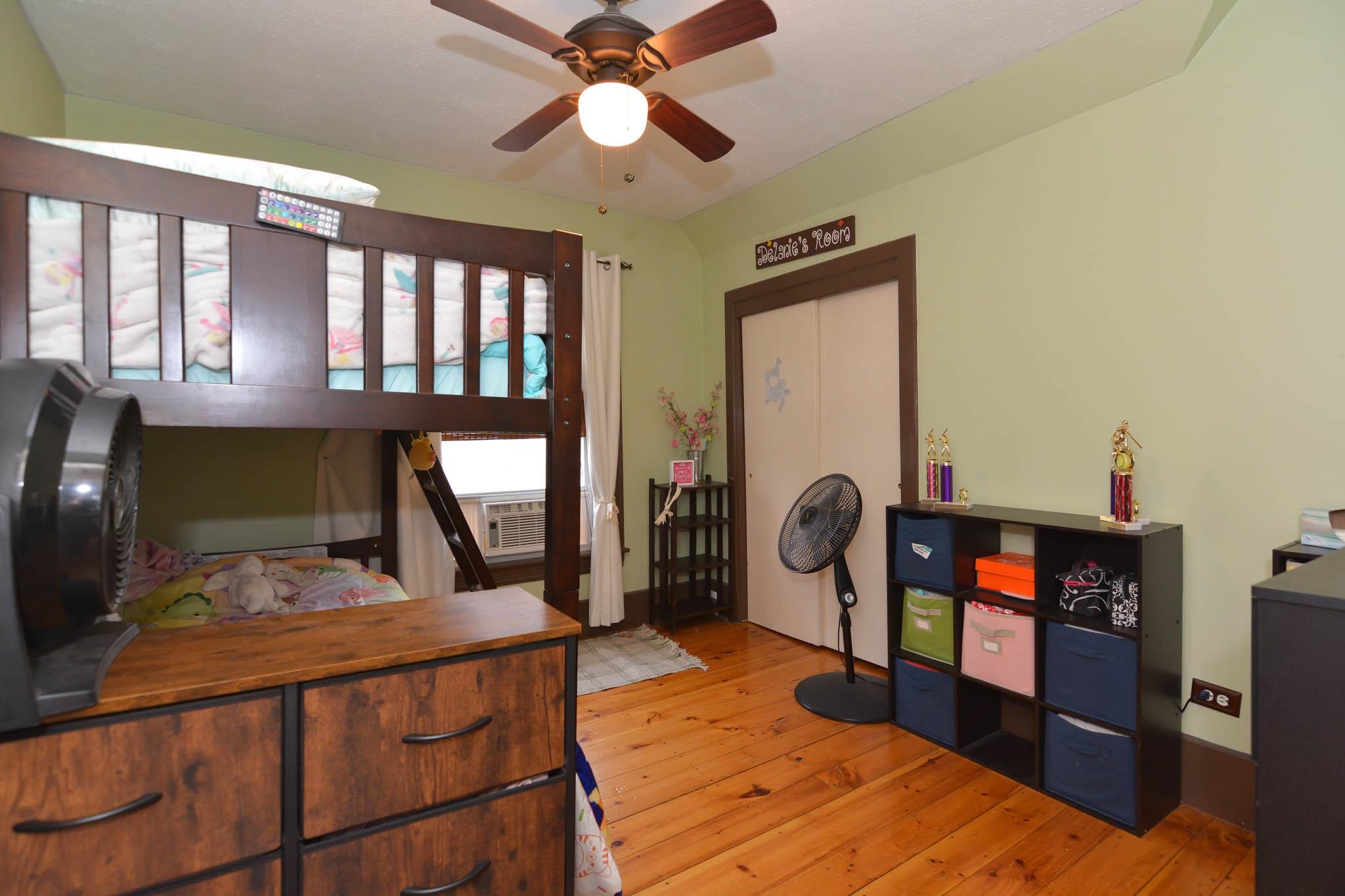 304 Mammoth Road Manchester, NH 03109 - Photo 26 of 47