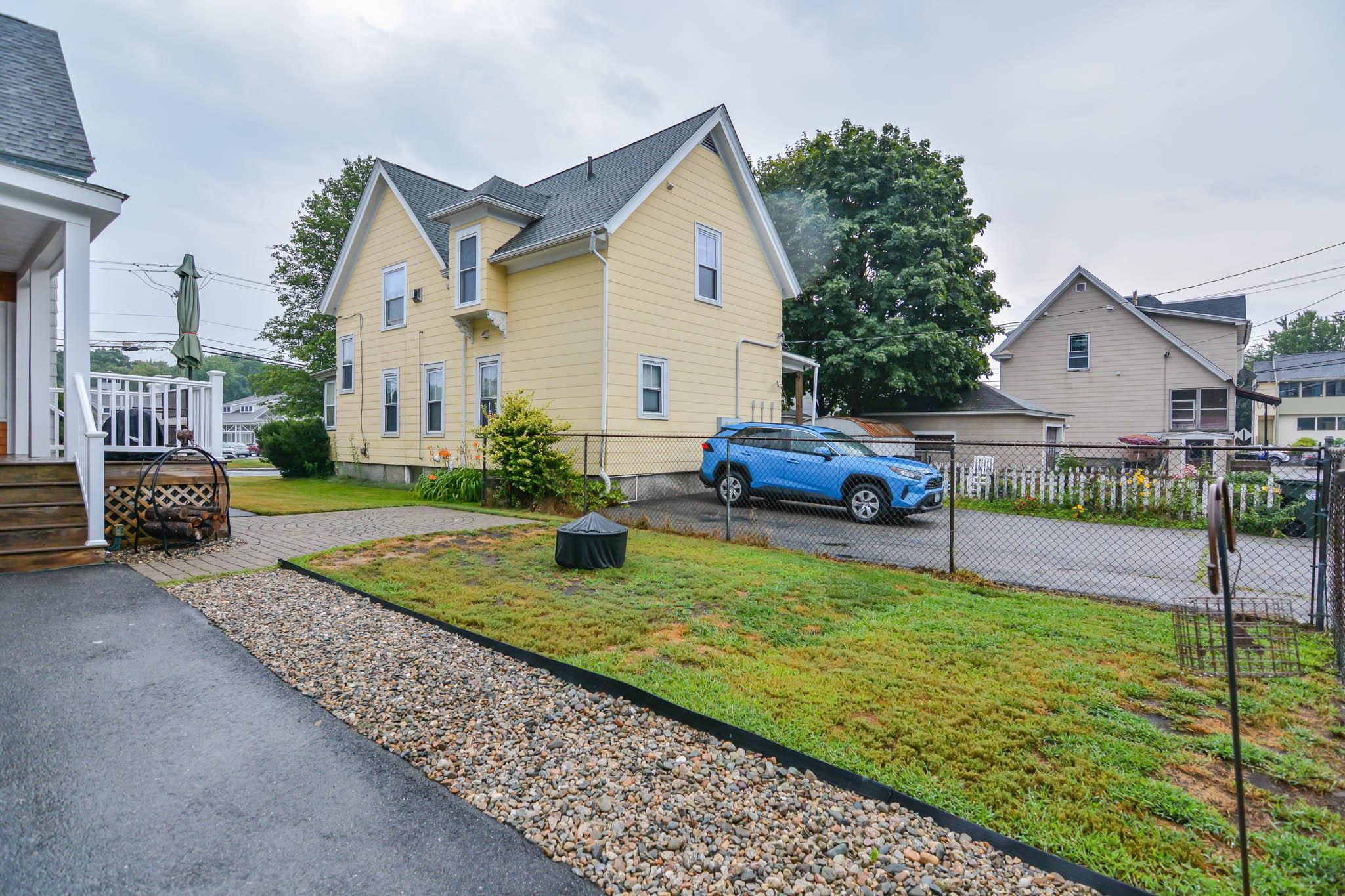 304 Mammoth Road Manchester, NH 03109 - Photo 42 of 47