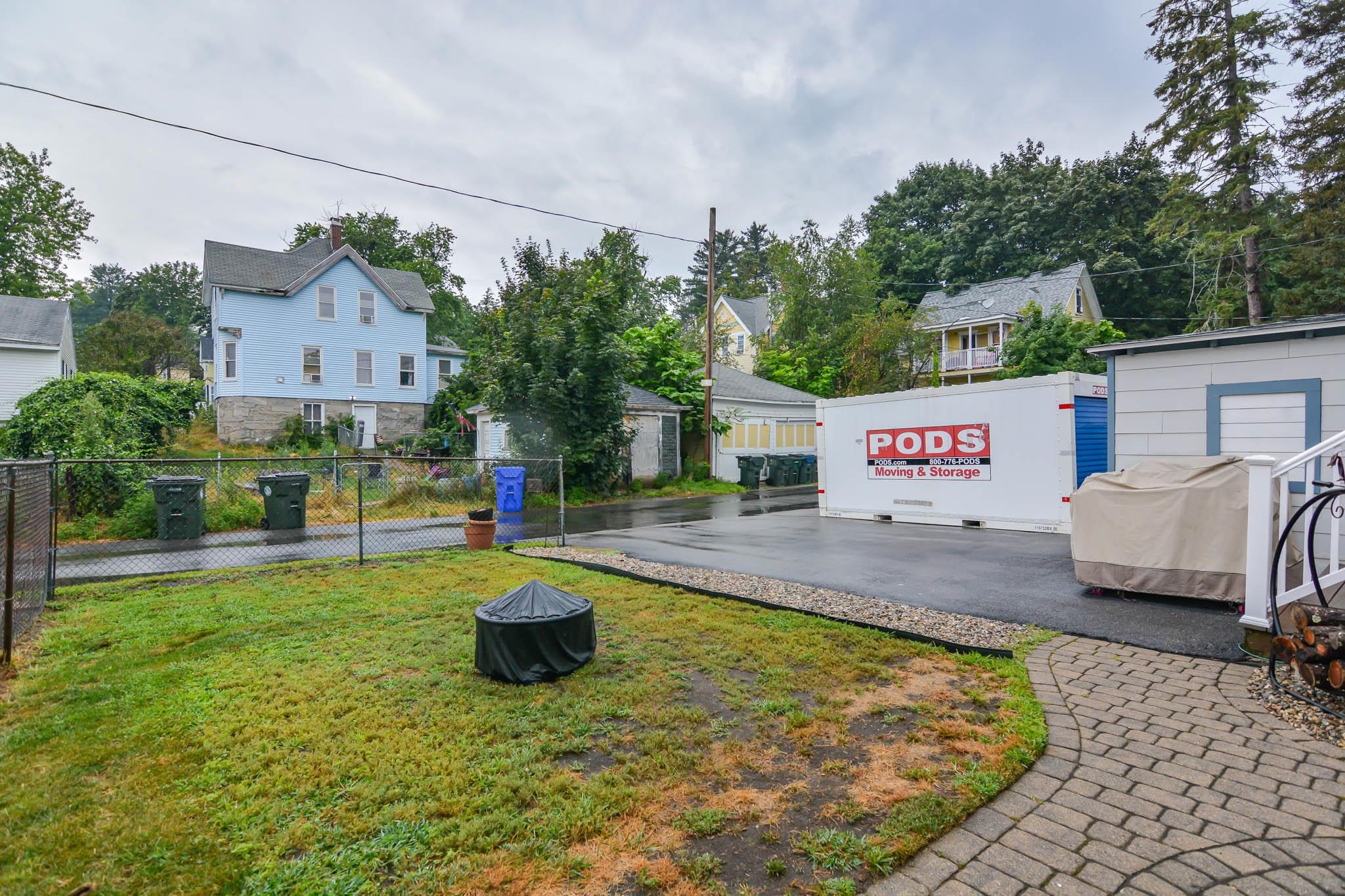 304 Mammoth Road Manchester, NH 03109 - Photo 45 of 47