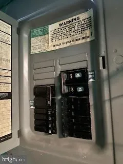 a view of walk in closet