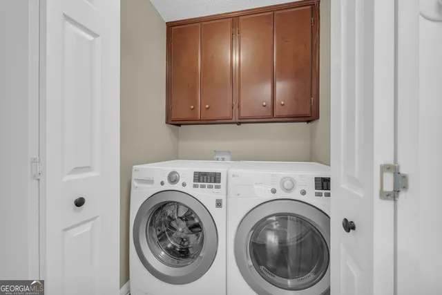 a view of a bathroom