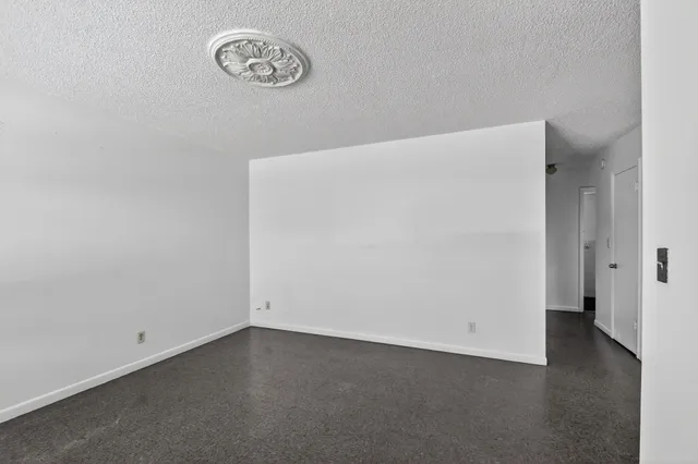 $1,550 | 1406 Barton Road, Unit 7, Lake Worth Beach, FL 33460