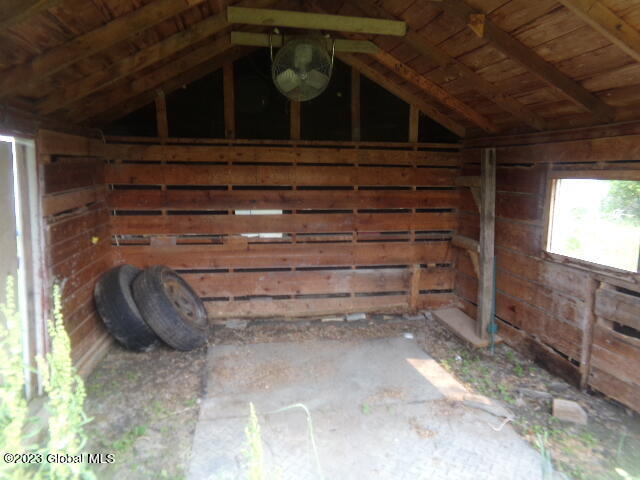 186 Carpenter Road Pittstown, NY 12094 - Photo 19 of 93 105_7812
