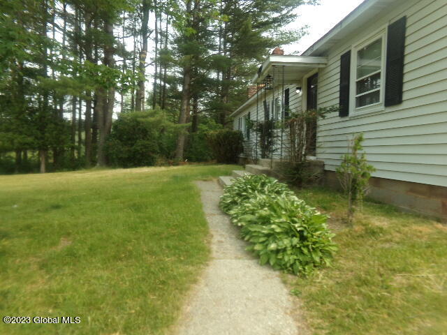 186 Carpenter Road Pittstown, NY 12094 - Photo 5 of 93 105_7798