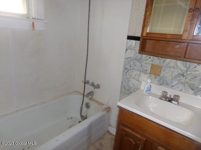 186 Carpenter Road Pittstown, NY 12094 - Photo 75 of 93 105_7761