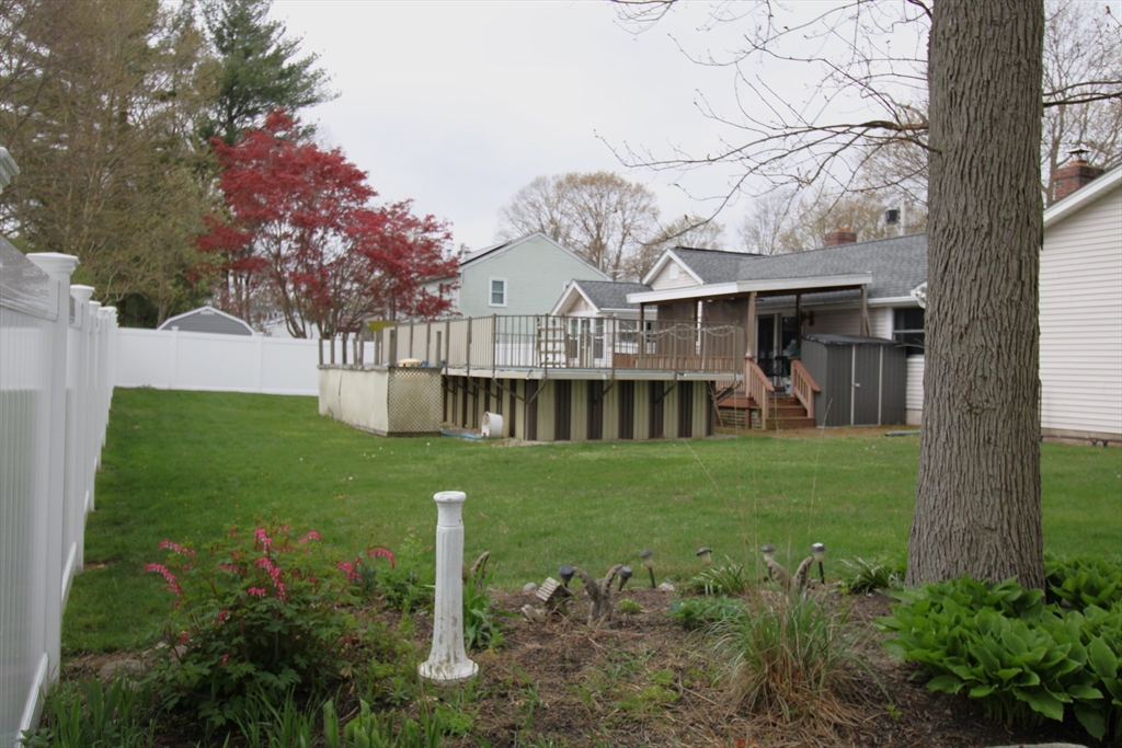 34 Dale Road Holbrook, MA 02343 - Photo 26 of 35 a view of a house with a garden