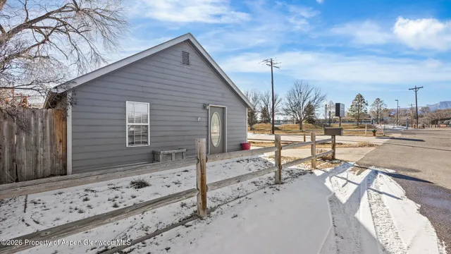 $325,000 | 109 East 12th Street, Rifle, CO 81650