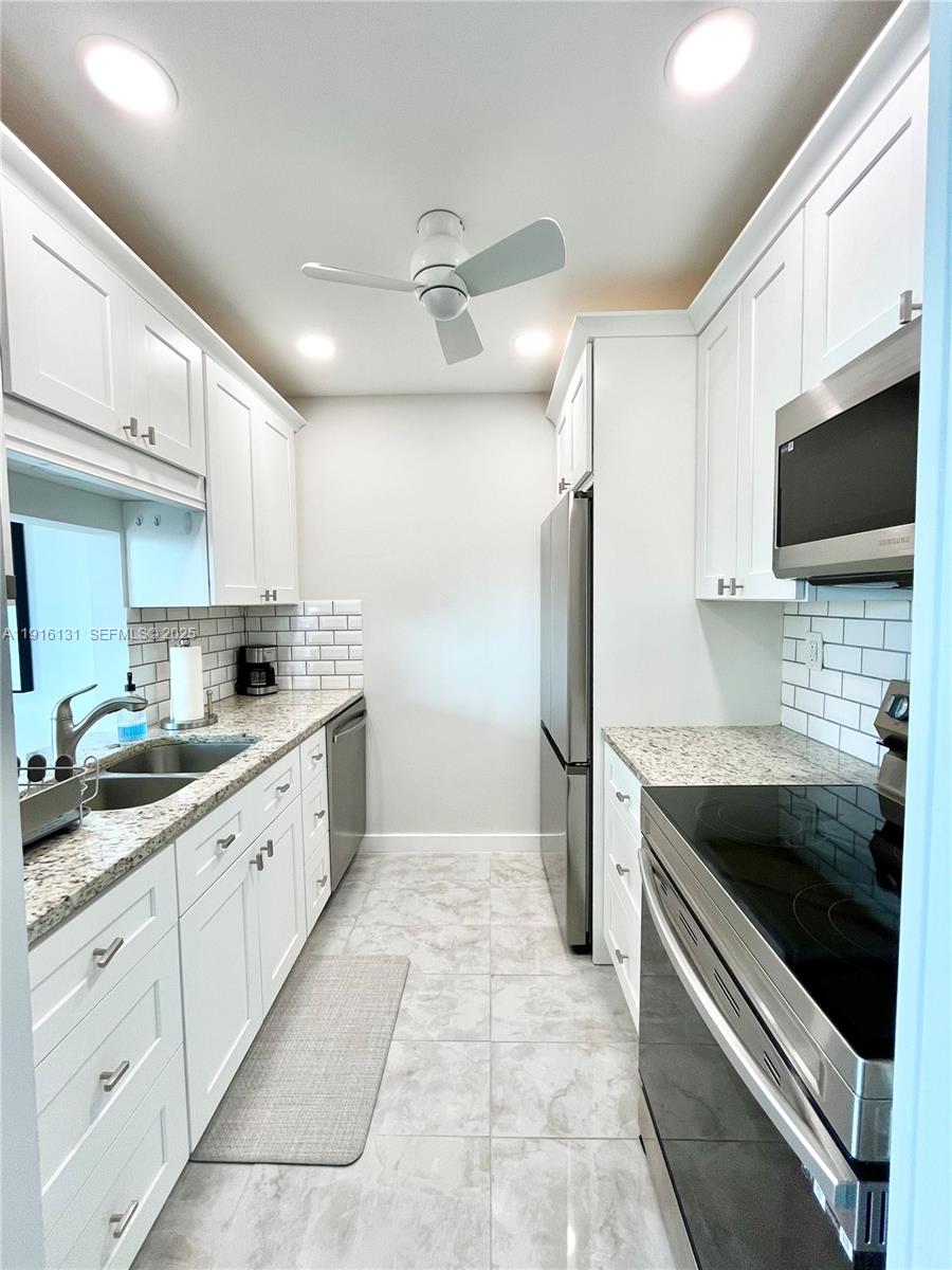 250 Northeast 20th Street, Unit 5250 Boca Raton, FL 33432 - Photo 16 of 19 Photo 16