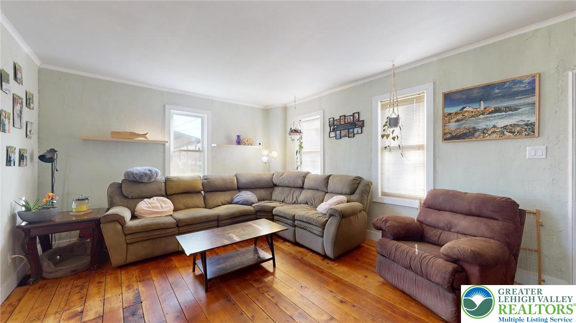 2585 Redington Road Hellertown, PA 18055 - Photo 3 of 46 Gallery Image 3