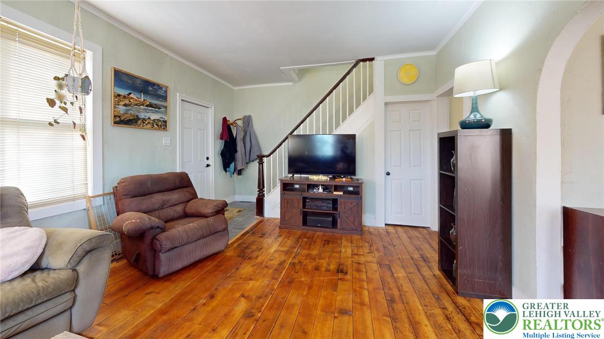 2585 Redington Road Hellertown, PA 18055 - Photo 6 of 46 Gallery Image 6