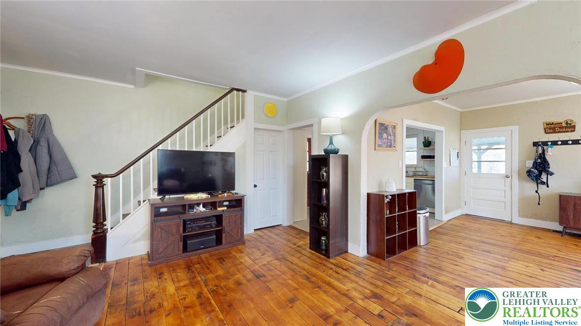 2585 Redington Road Hellertown, PA 18055 - Photo 7 of 46 Gallery Image 7