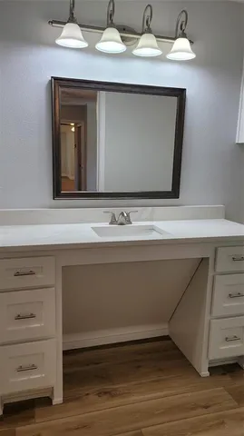 a view of utility room