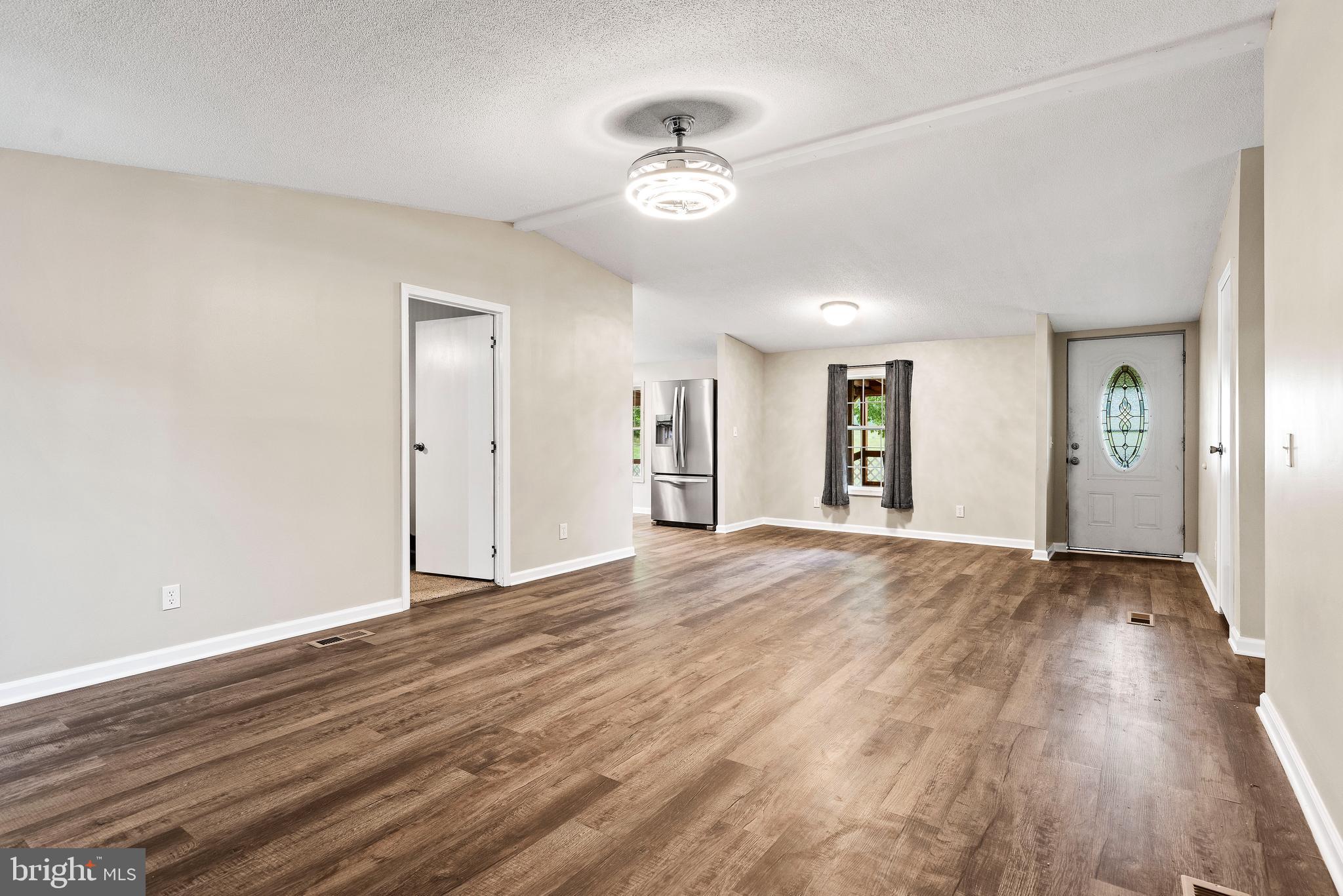 177 Big Spring Terrace Newville, PA 17241 - Photo 5 of 25 Gallery Image 5