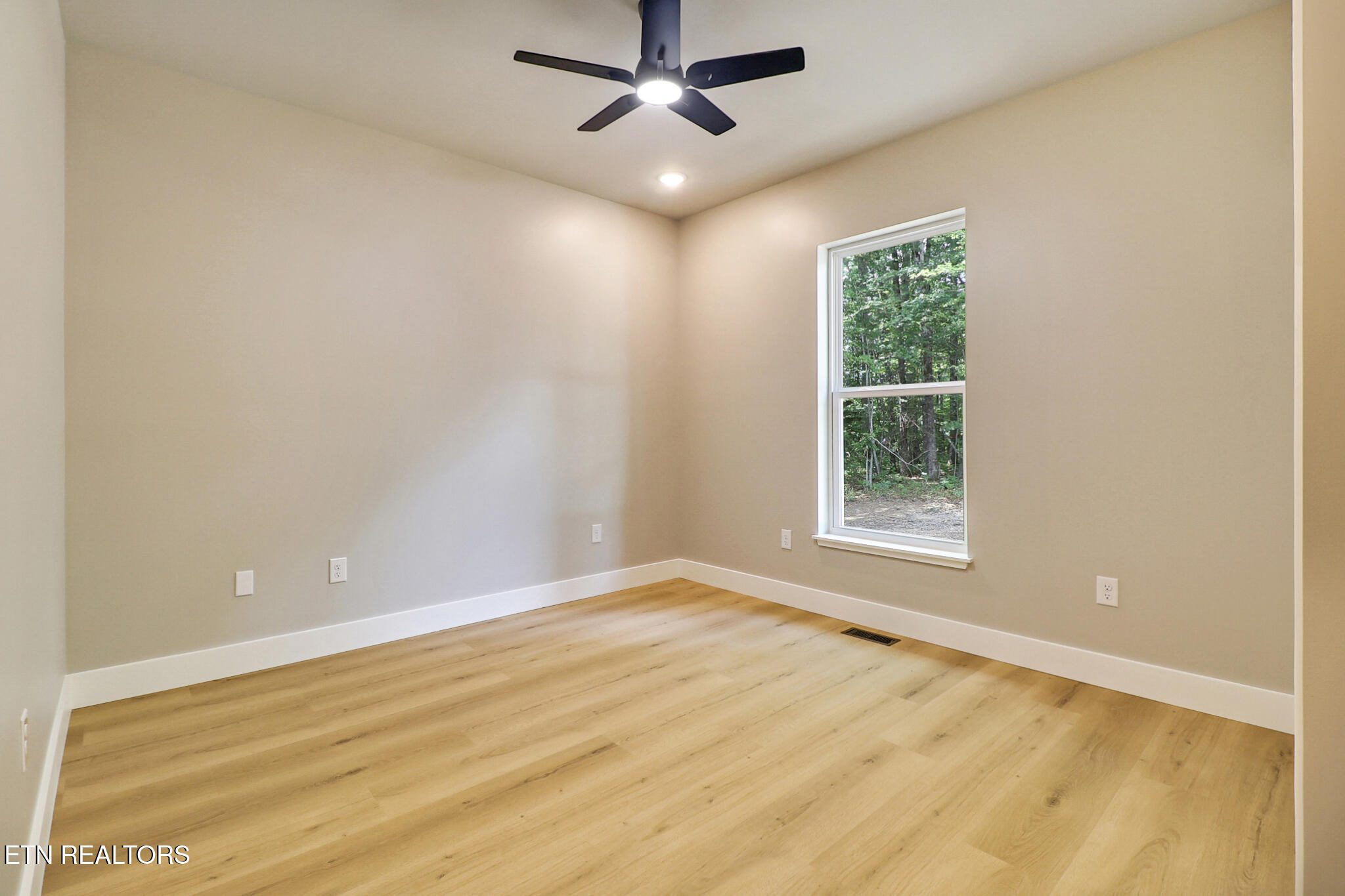 396 Georgee Road Jamestown, TN 38556 - Photo 28 of 38 n44a2339-n44a2343