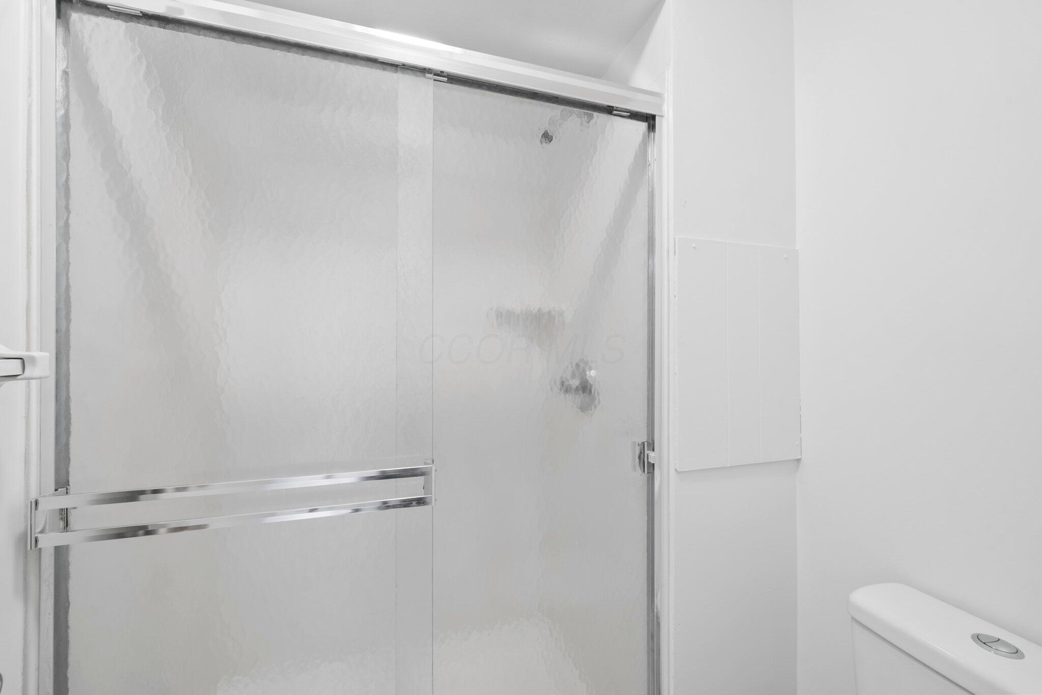 1295 Castleton Road North Columbus, OH 43220 - Photo 26 of 46 Full Primary Bathroom Shower