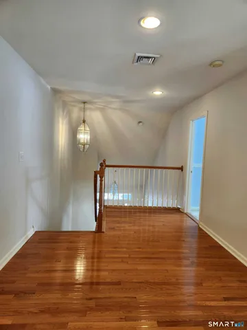 $659,900 | 3 Brookside Drive, Unit 3, Middlebury, CT 06762