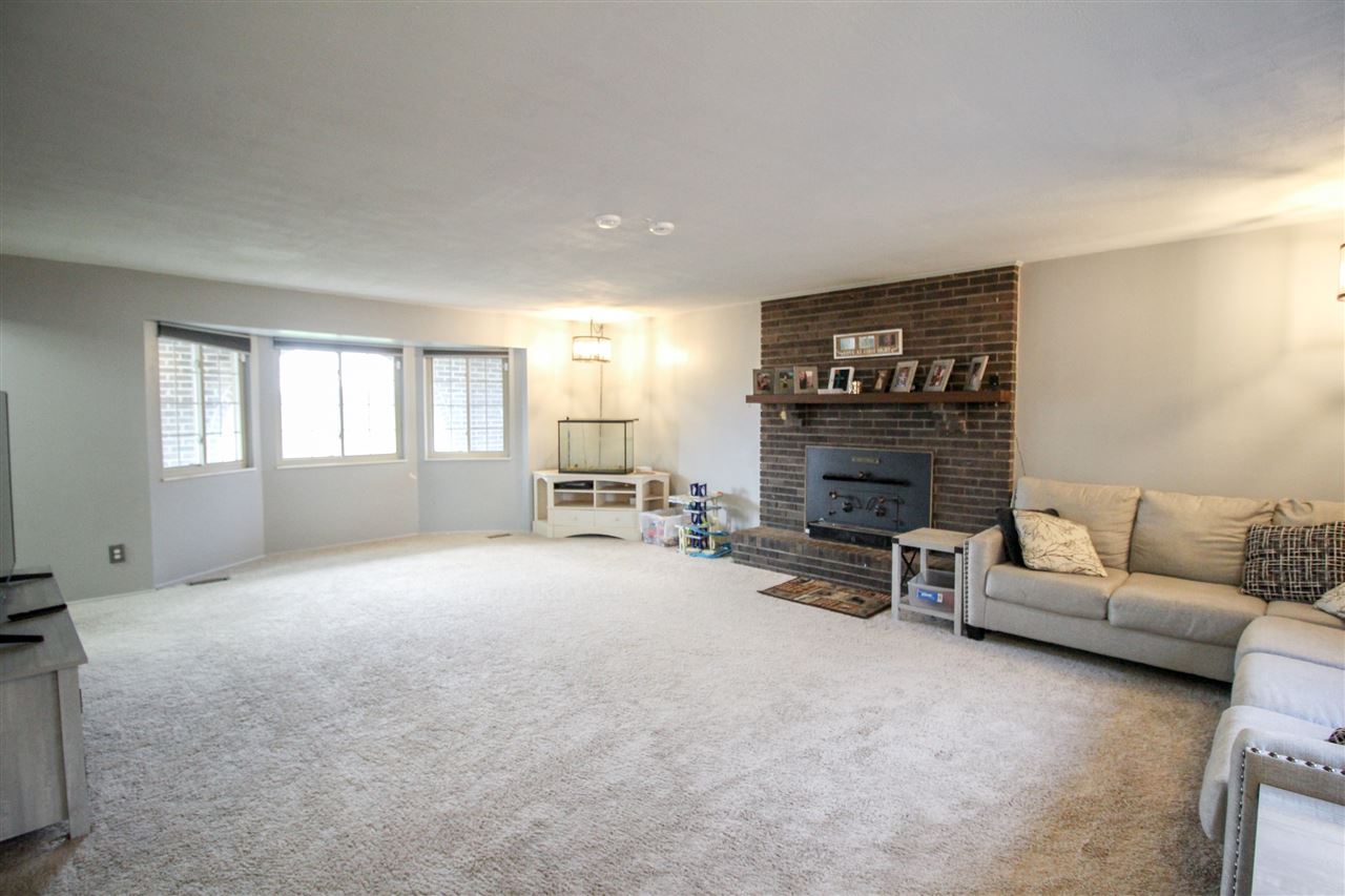 5428 Farrand Road Clio, MI 48420 - Photo 3 of 26 50030172-2.JPG