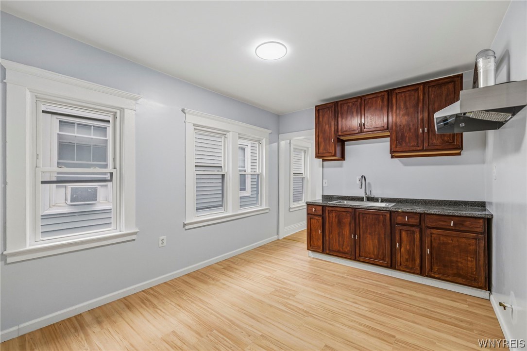 258 Laurel Street Buffalo, NY 14208 - Photo 34 of 49