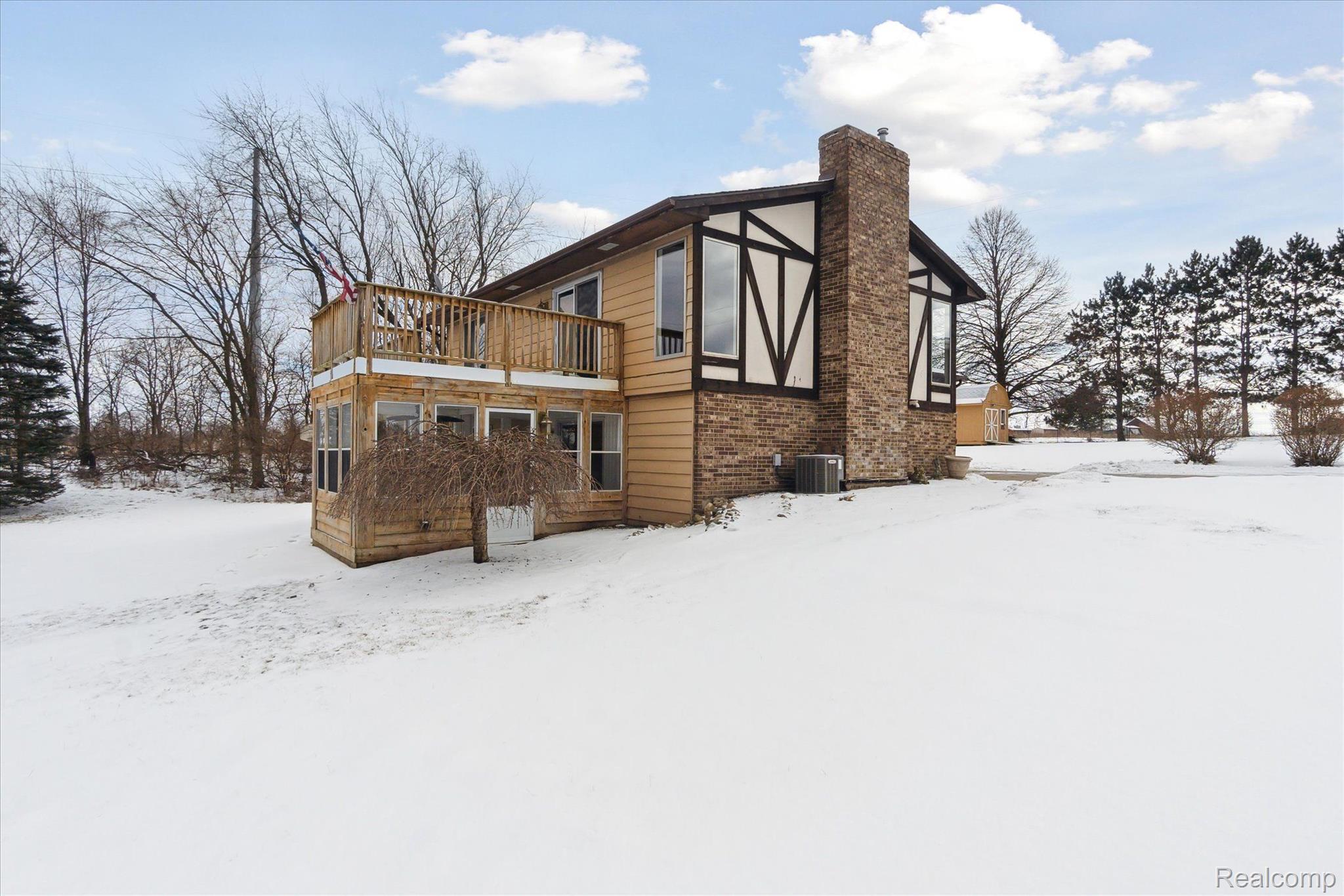 4360 North Latson Road Howell, MI 48855 - Photo 2 of 33 Gallery Image 2