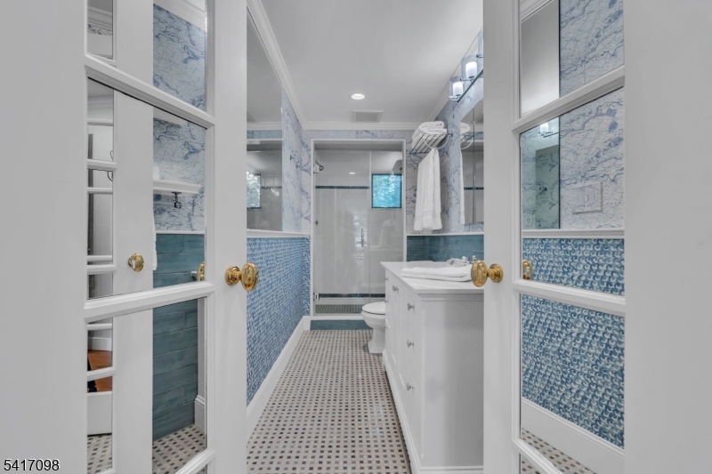 140 Lake End Road Newfoundland, NJ 07435 - Photo 17 of 48
