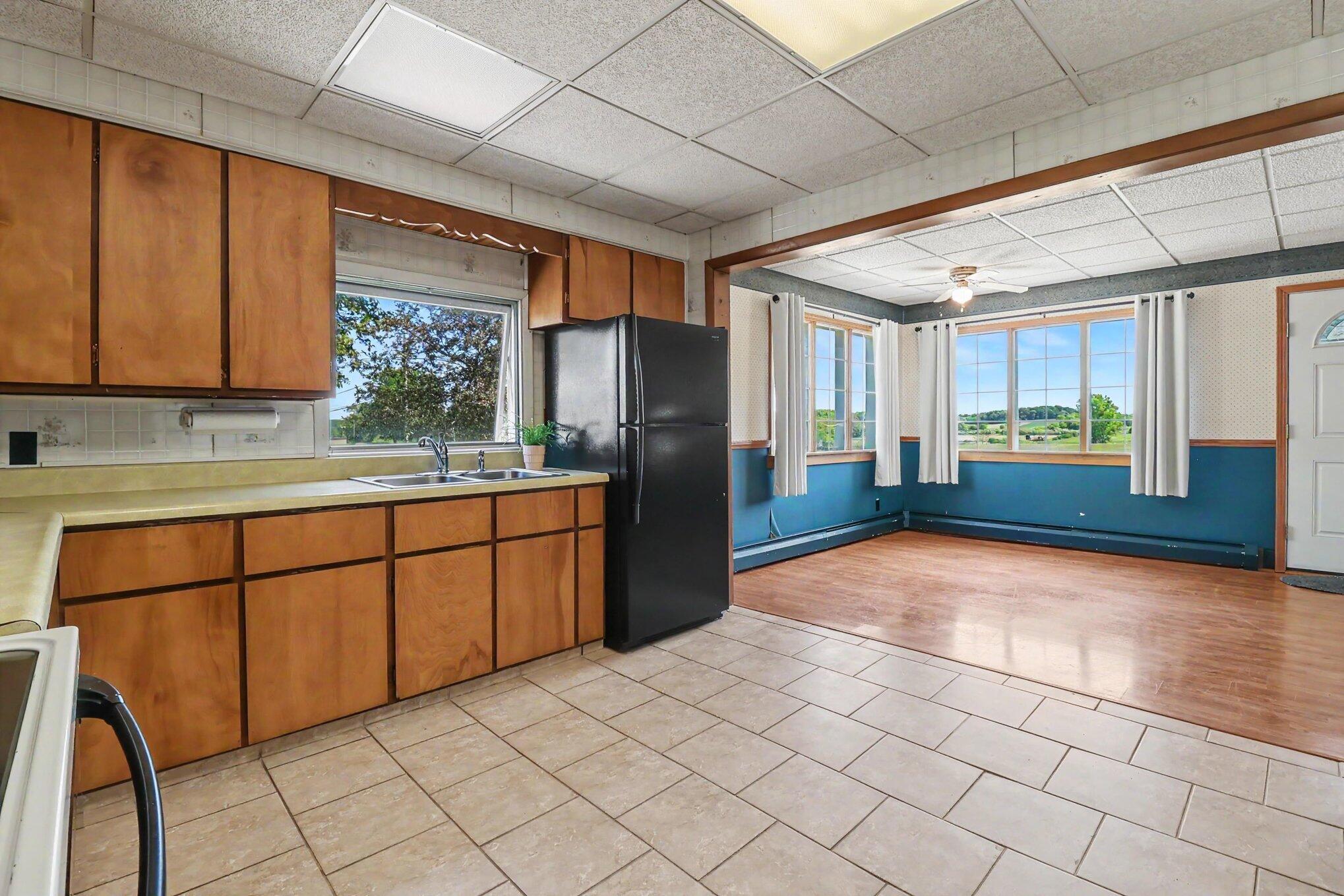 4559 South Maple Island Road Hesperia, MI 49421 - Photo 12 of 40 Kitchen/Dining