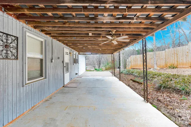 $250,000 | 6716 Navajo Trail, Sherrills Ford, NC 28673