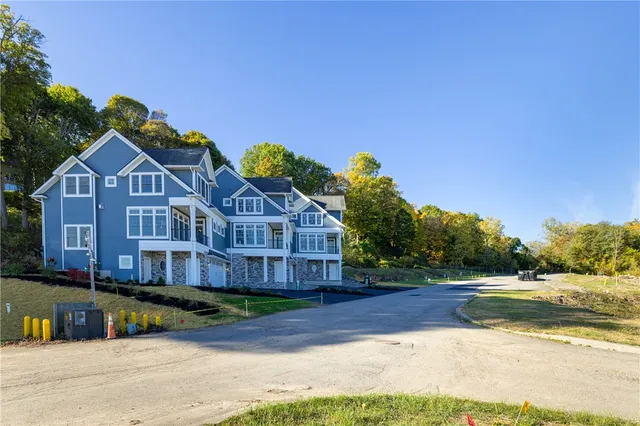 $719,000 | 409 Newport Road, Irondequoit, NY 14622