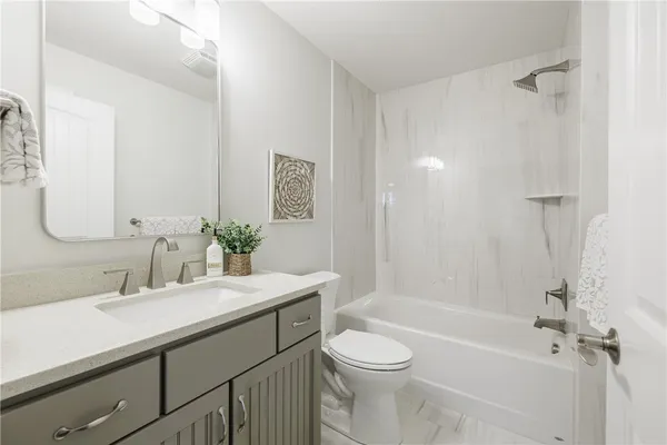 $719,000 | 409 Newport Road, Irondequoit, NY 14622