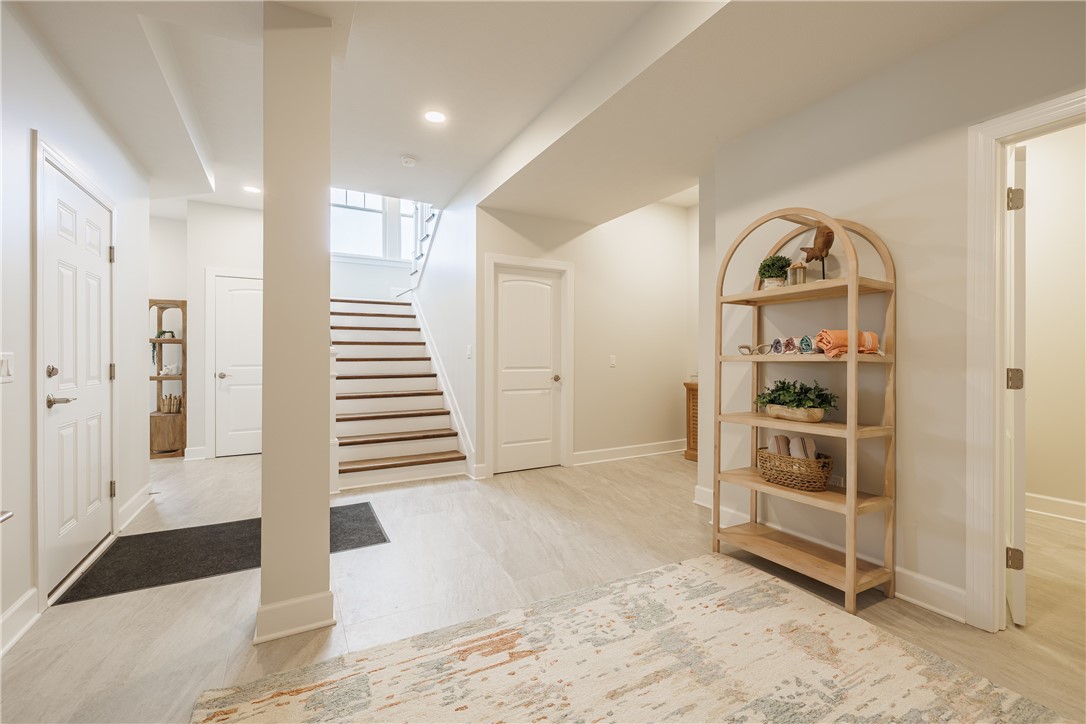 409 Newport Road Irondequoit, NY 14622 - Photo 8 of 50